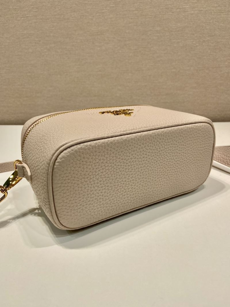 Pra*a box bags